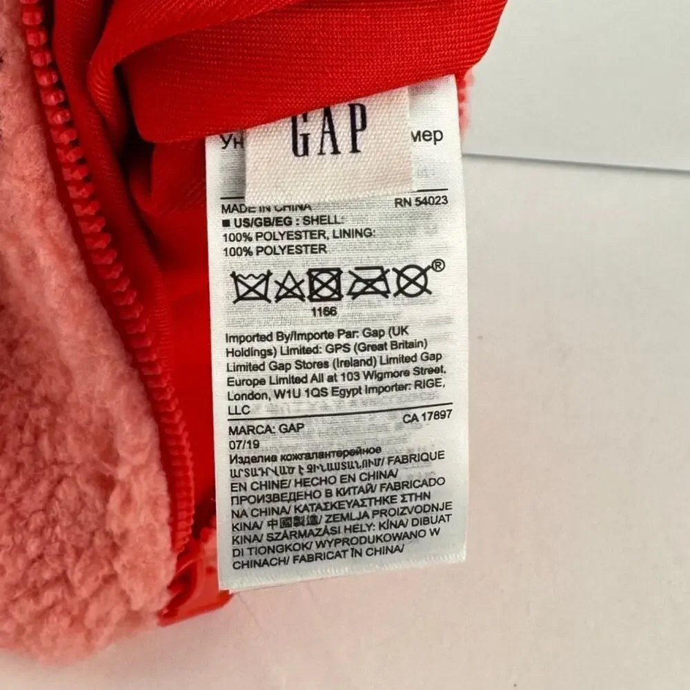 New Gap Pink Teddy Soft Plush Faux‎ Fur Zip Pouch Clutch Bag Purse OS